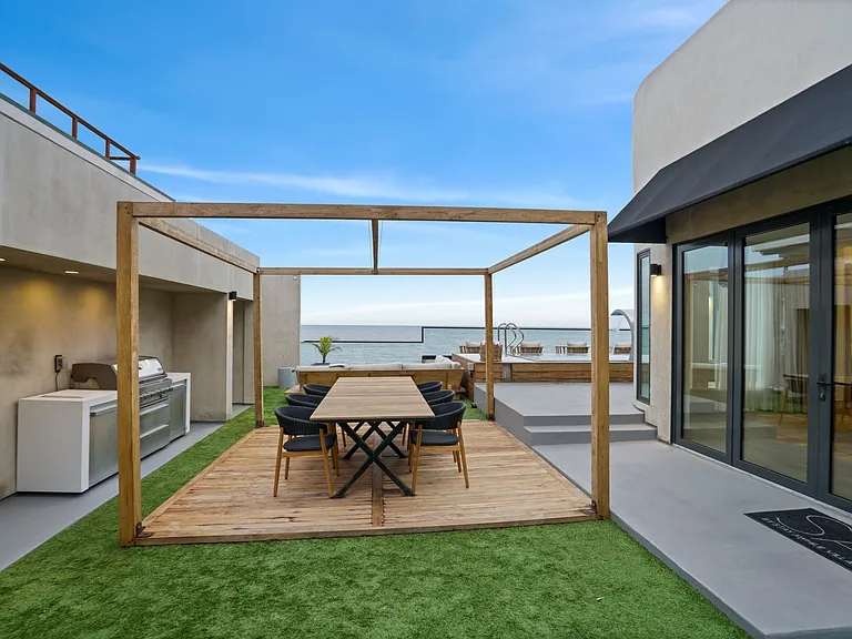 22640 Pacific Coast Hwy — Photo 79
