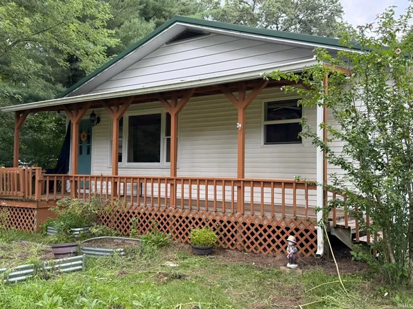 3320 E State Road 10, Knox, IN 46534