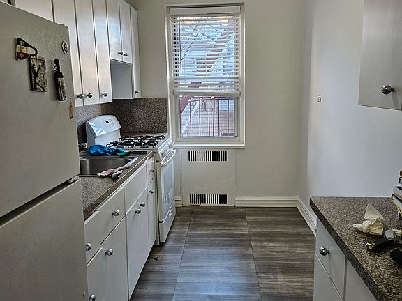 3rd image of 1820 E 13th St APT 3M