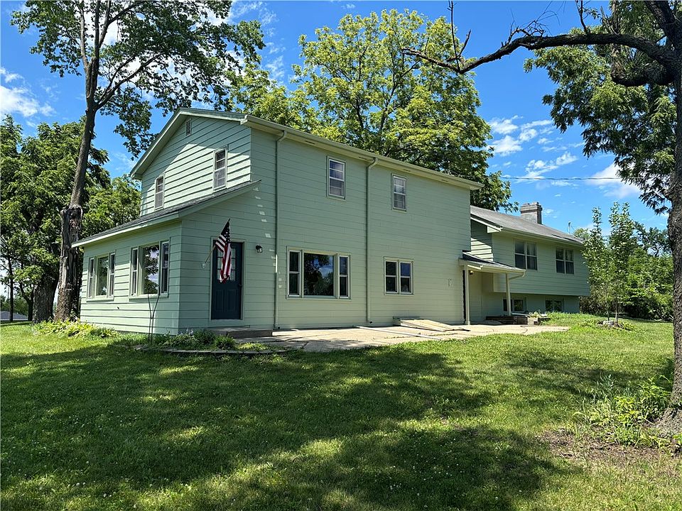 8607 G14 Hwy, Norwalk, IA 50211 | Zillow