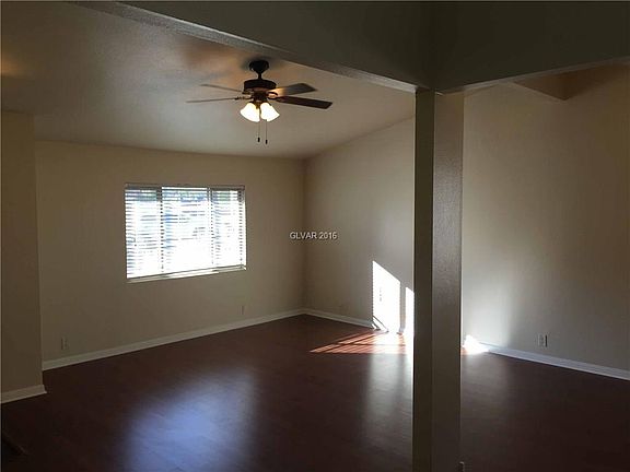3rd image of 3120 Lone Pine Ln #0
