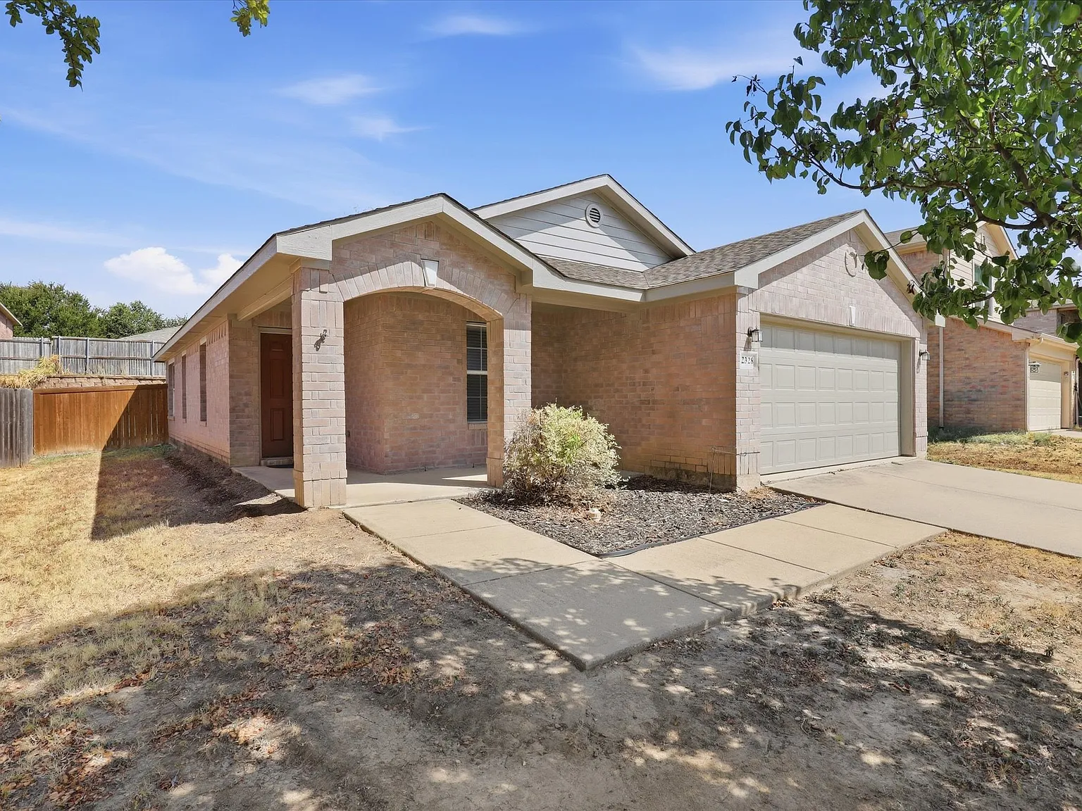 3 bed, 1439 sqft, $2,295 — Photo 3