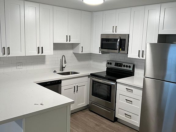2nd image of 3421 14th Ave W #2