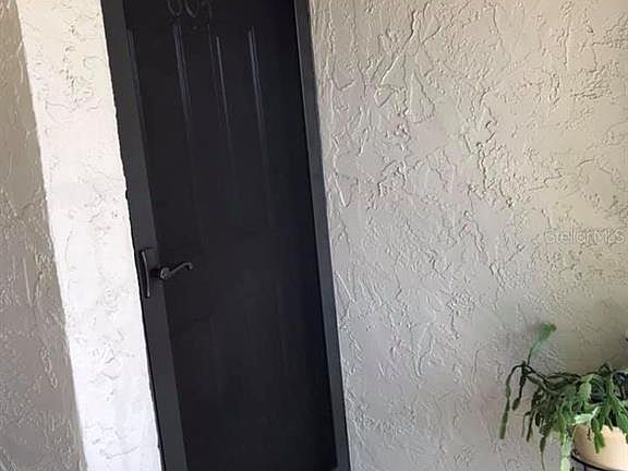 4th image of 604 E San Sebastian Ct #604