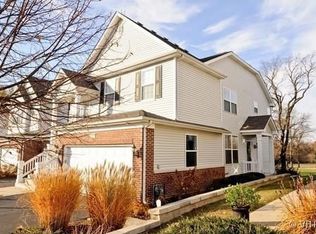 217 Ridge Rd, North Aurora, IL 60542