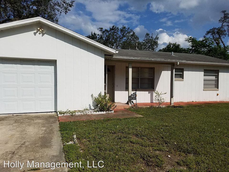 1st image of 2739 Kinnon Dr