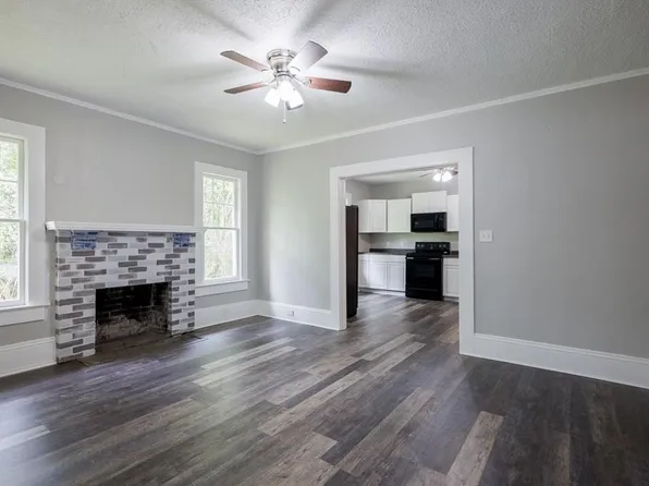 1401 Iola Dr, Valdosta, GA 31602