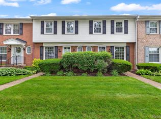 2410 W Thirteen Mile Rd, Royal Oak, MI 48073