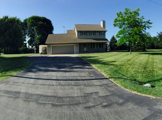 5037 Church Rd, New Franken, WI 54229