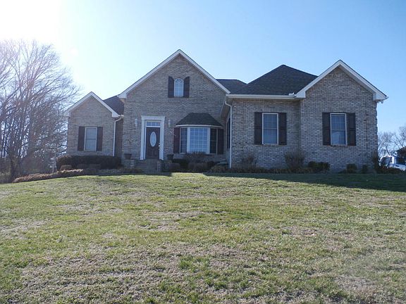 3rd image of 440 Hill Top Dr
