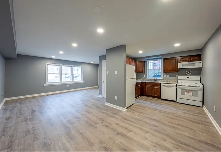 1726 Borbeck Ave #1 — Photo 7