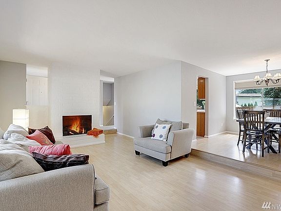 4th image of 12023 SE 212th Pl