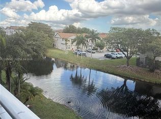 9375 Fontainebleau Blvd APT L304, Miami, FL 33172