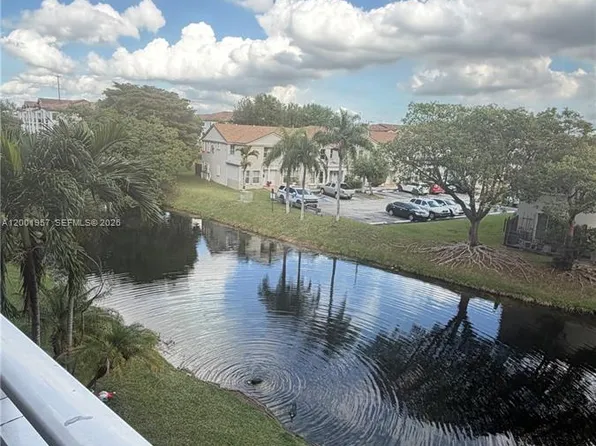 9375 Fontainebleau Blvd, Miami, FL