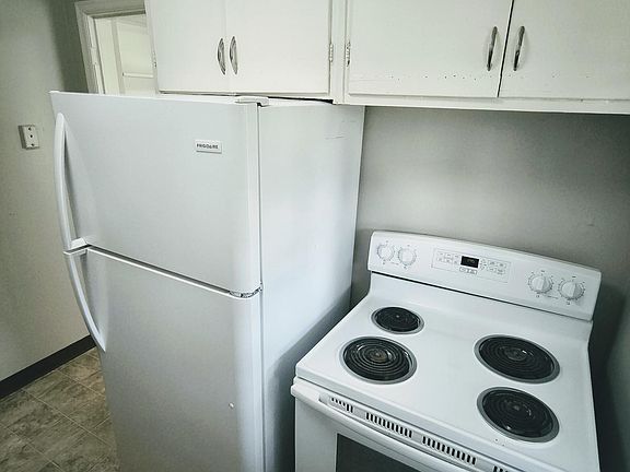 5th image of 1402 N 44th St