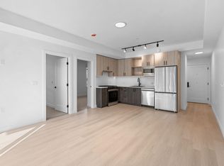 2002 Saint George St #207, Pt Moody, BC