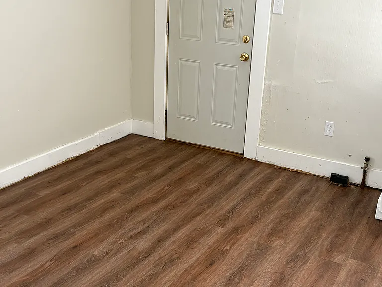 2058 Auburn Ave #1 — Photo 6