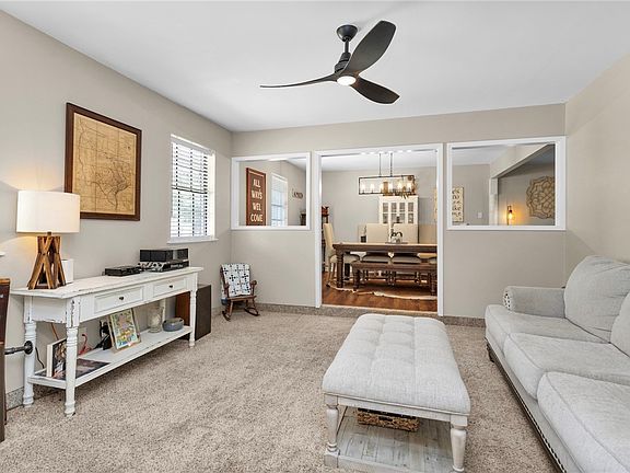 5th image of 21251 Old River Rd