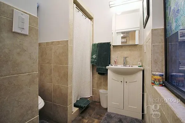 Rented by Hecht Group | media 24