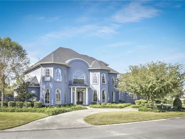 2 Island Club Ct, New Orleans, LA 70131