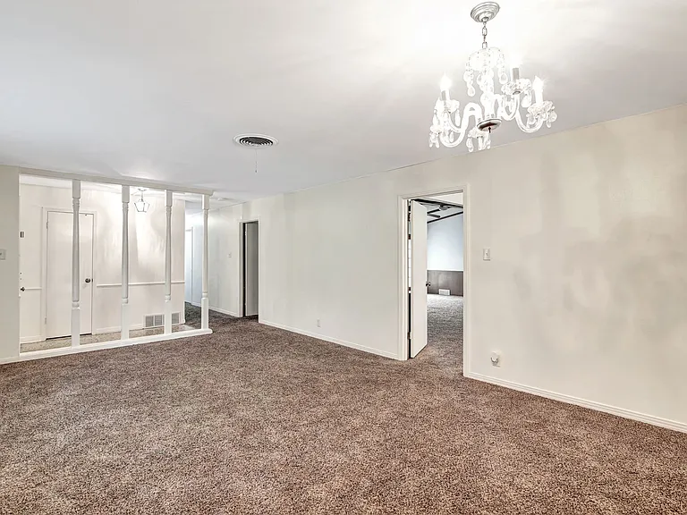 1007 Newberry Dr — Photo 16