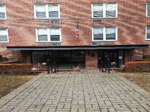 1st image of 16 Main St APT 3W