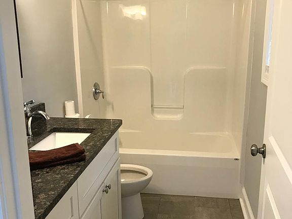 Spacious Bathroom