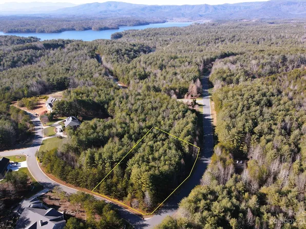 5094 Fair Oak Dr, Morganton, NC 28655
