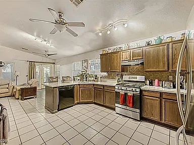 2775 Herron Hills St — Photo 4