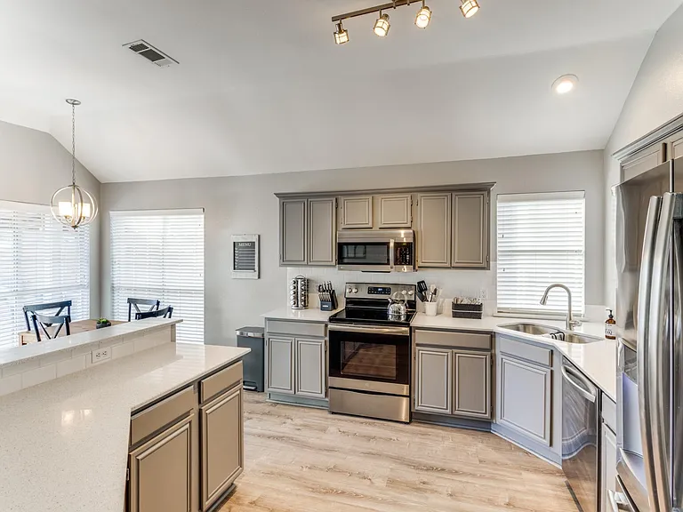3607 Canyon View Ct — Photo 10