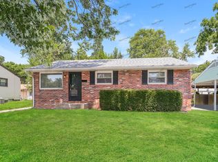 795 Mullanphy Ln, Florissant, MO 63031