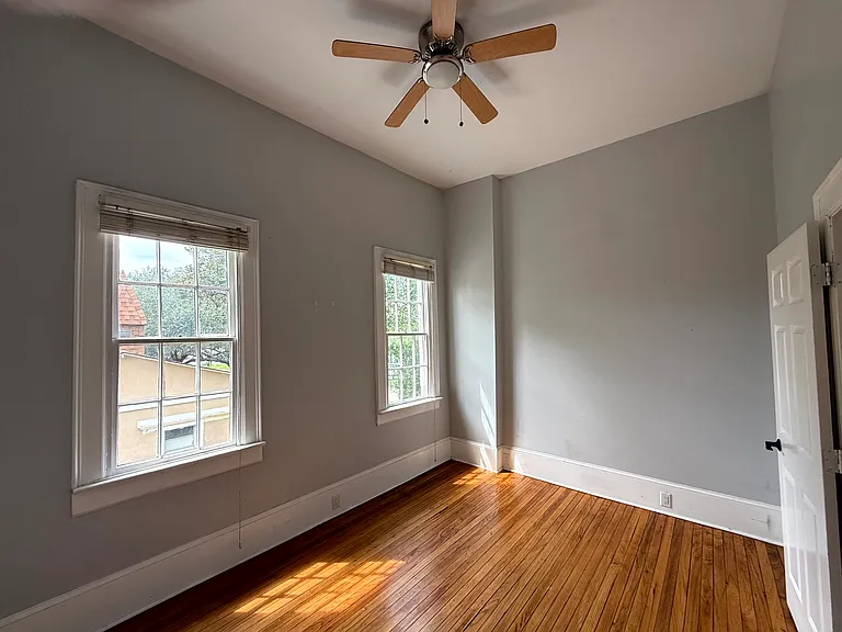 227 W Hall St — Photo 8