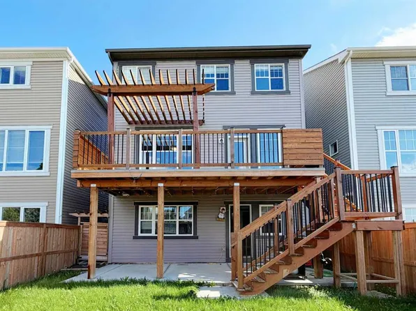 285 S Windrow Cres SW, Airdrie, AB T4B 4K2