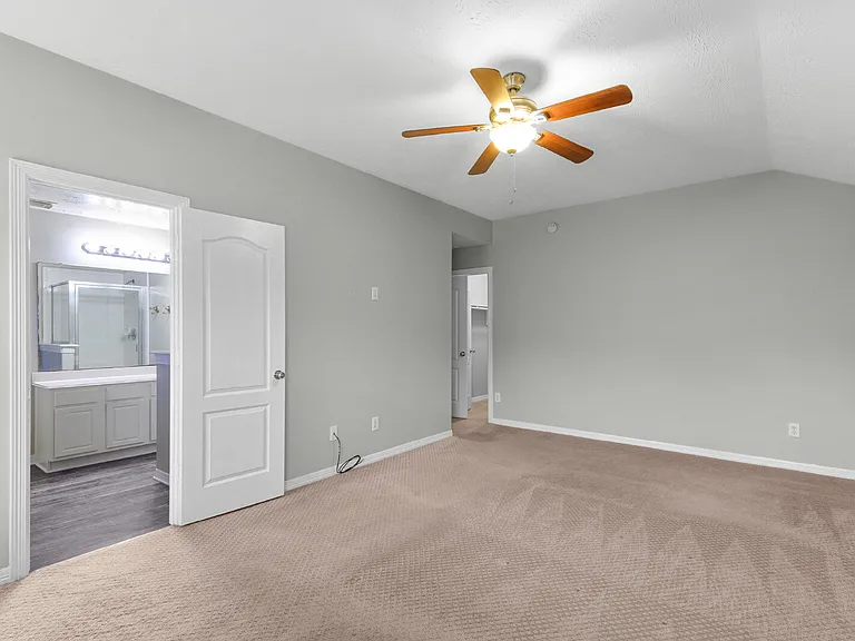 2434 Montana Blue Dr — Photo 2