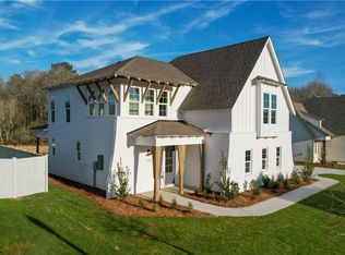 117 Firefly Ln, Opelika, AL 36801