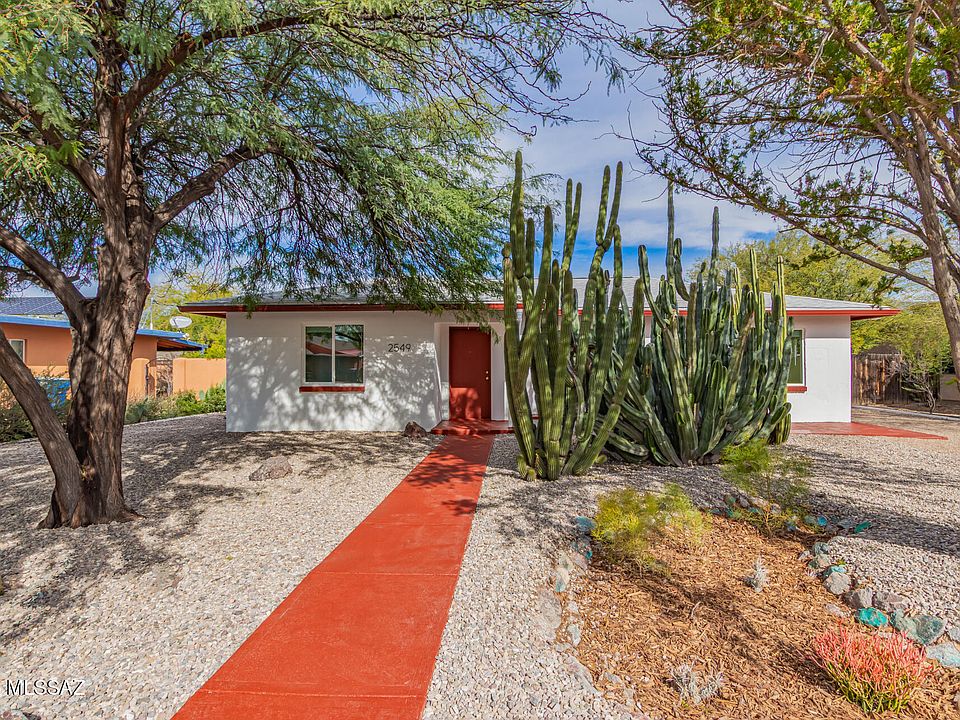 1st image of 2549 E La Cienega Dr