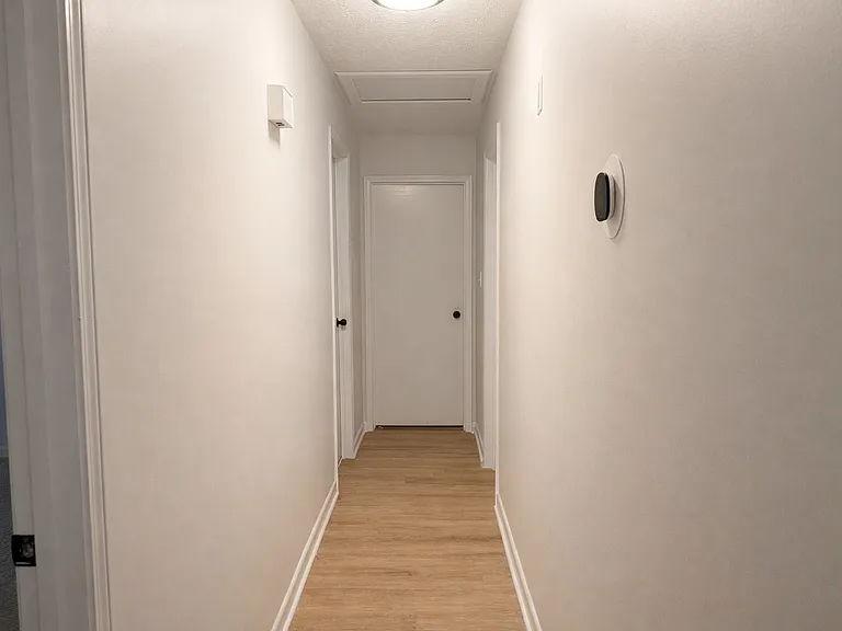 30 Fairfield Dr — Photo 8