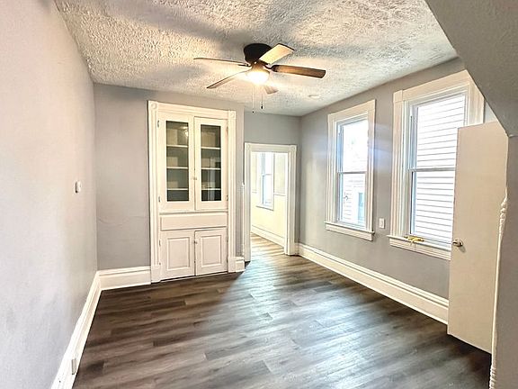 4th image of 557 3rd St