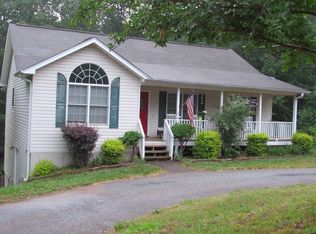 158 Cedar Springs Ln, Dahlonega, GA 30533