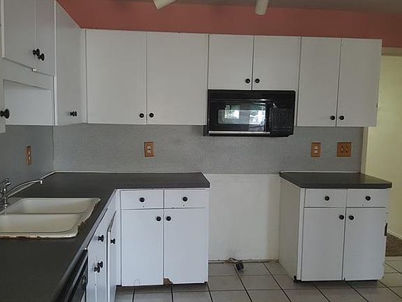 4th image of 545 Pigeon Cir