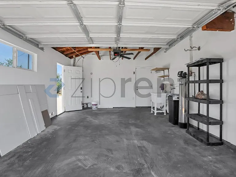 3097 W Sussex Way — Photo 28