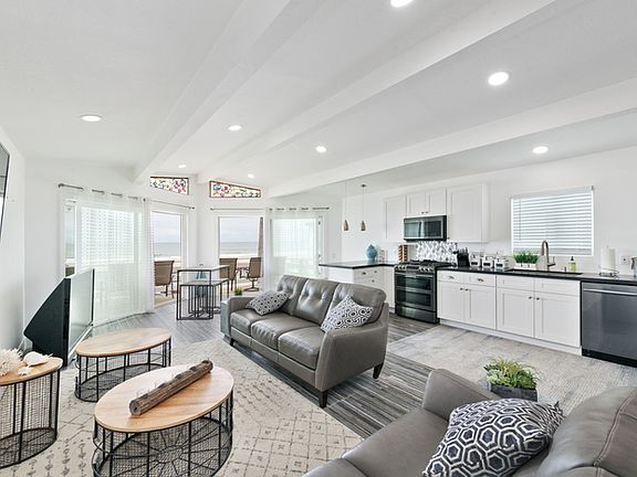 5th image of 2212 W Oceanfront #2