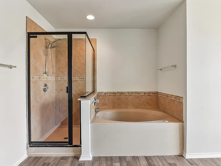 8717 Sage Meadow Dr — Photo 29