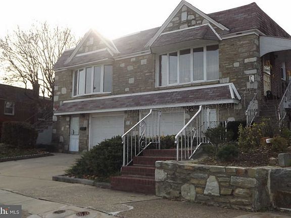 3rd image of 3016 Stanwood St