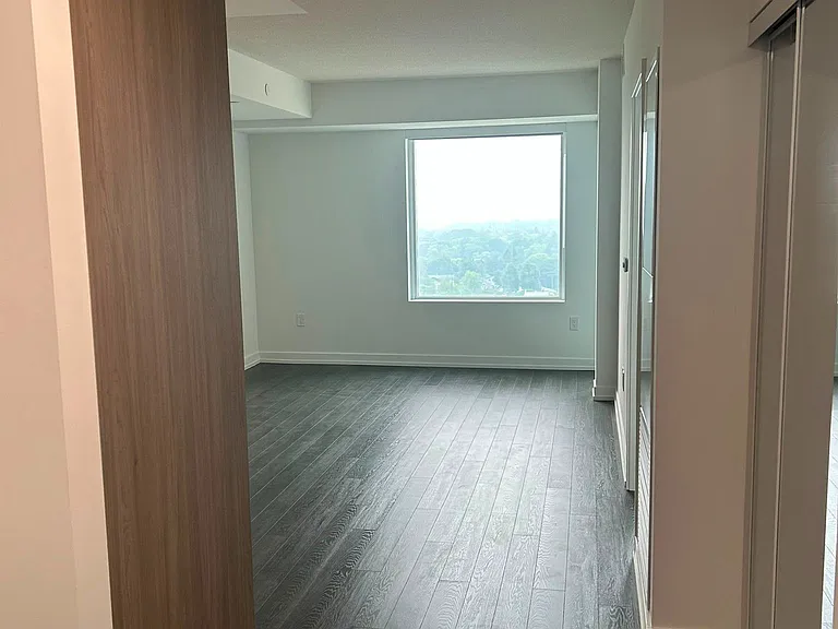 4010 Eglinton Ave W #1409 — Photo 5