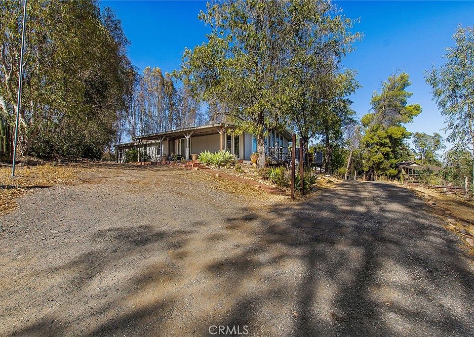 1st image of 20318 Palomar St