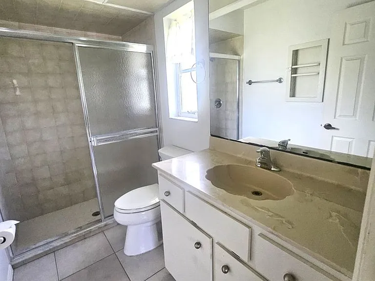 23123 Glen Ave — Photo 20