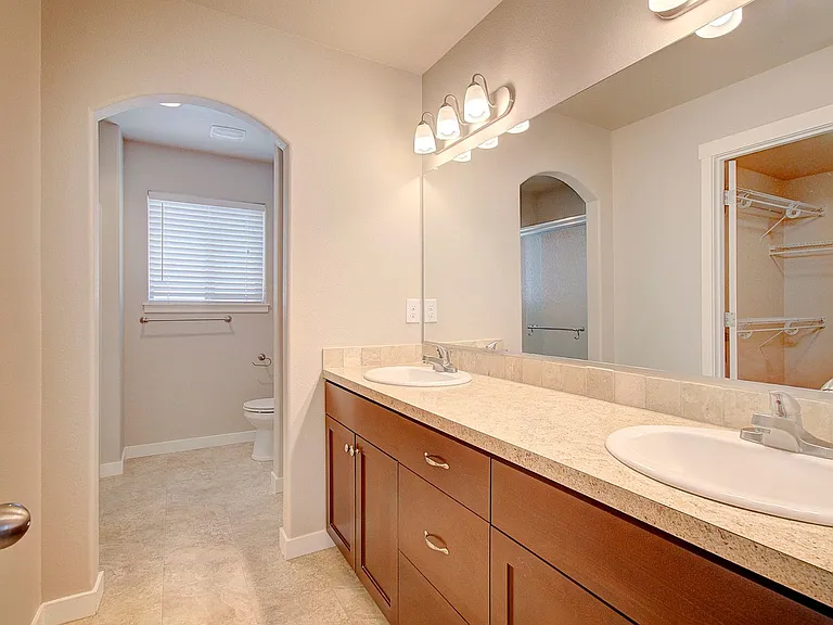 5615 NE 52nd Pl — Photo 21
