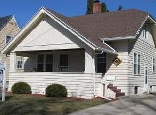 1006 W Summer St, Appleton, WI 54914