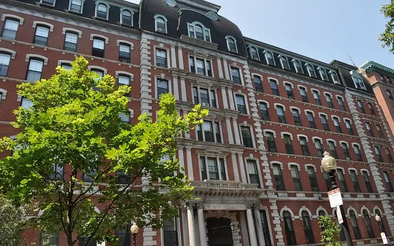 Building Photo - 11 E Newton St